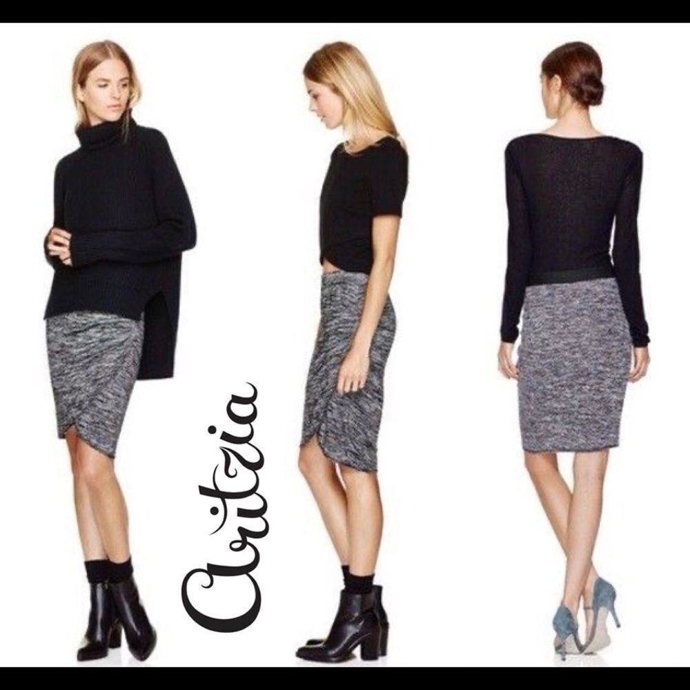 Aritzia Wilfred gray ruched stretchy Tyra skirt size medium